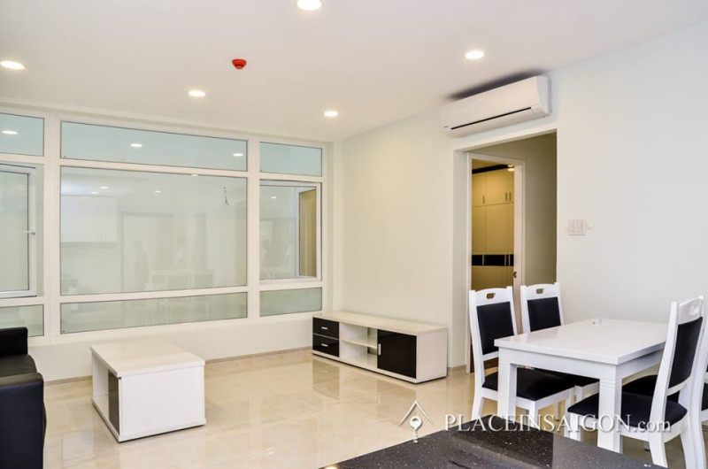 A Two-Bedroom Home for Balanced Urban Living