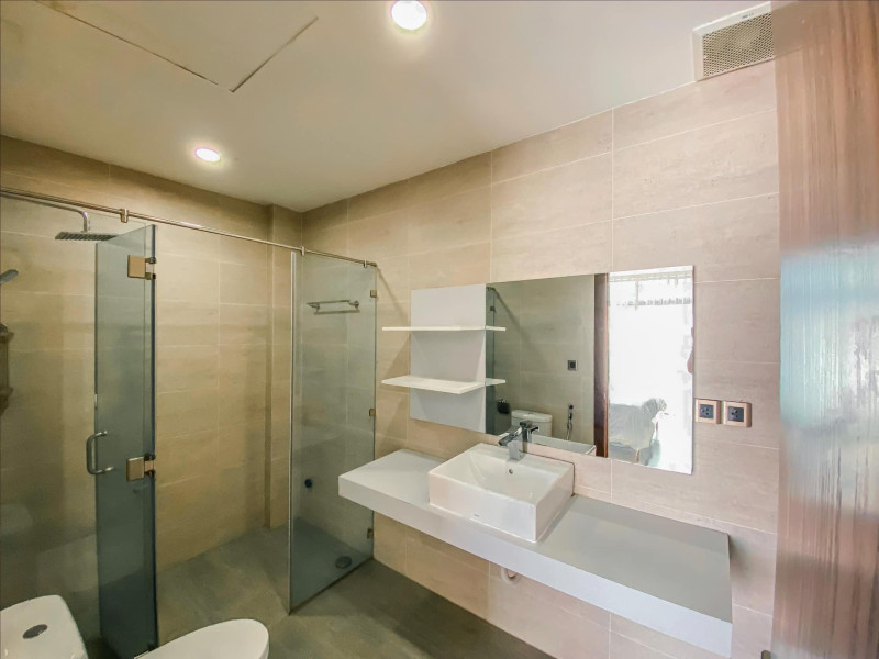 Two-Bedroom Home with Modern and Clean Aesthetic