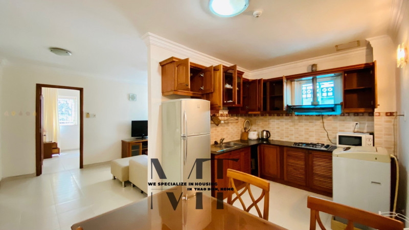 A Polished Two-Bedroom Apartment with Modern Appeal