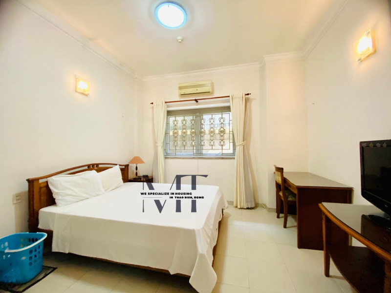 A Polished Two-Bedroom Apartment with Modern Appeal