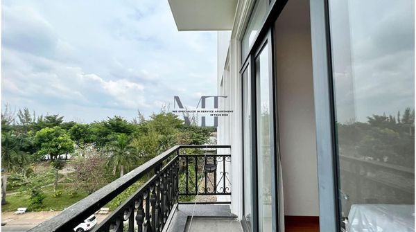 A Functional Two-Bedroom Apartment with Modern Comfort