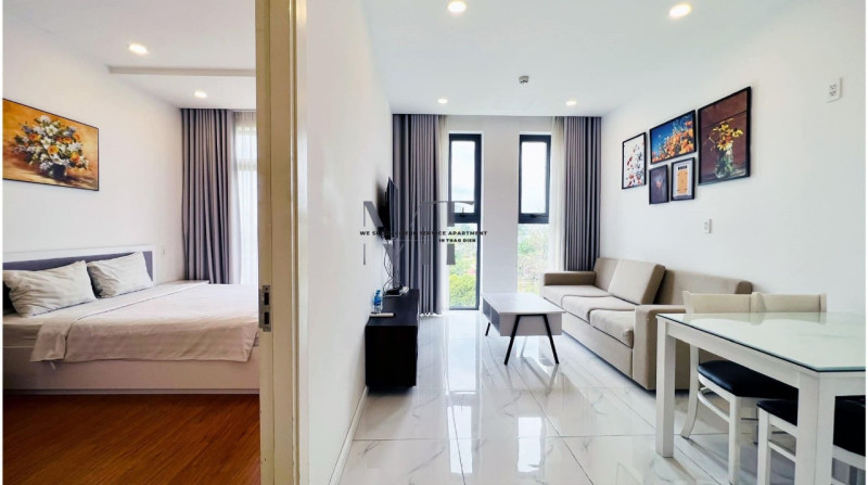 A Functional Two-Bedroom Apartment with Modern Comfort