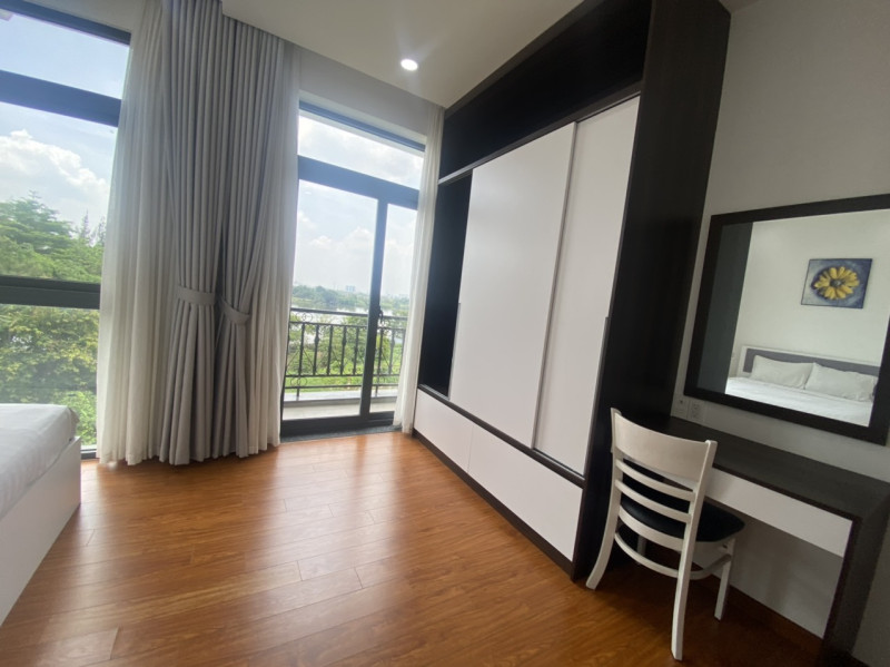 A Functional Two-Bedroom Apartment with Modern Comfort