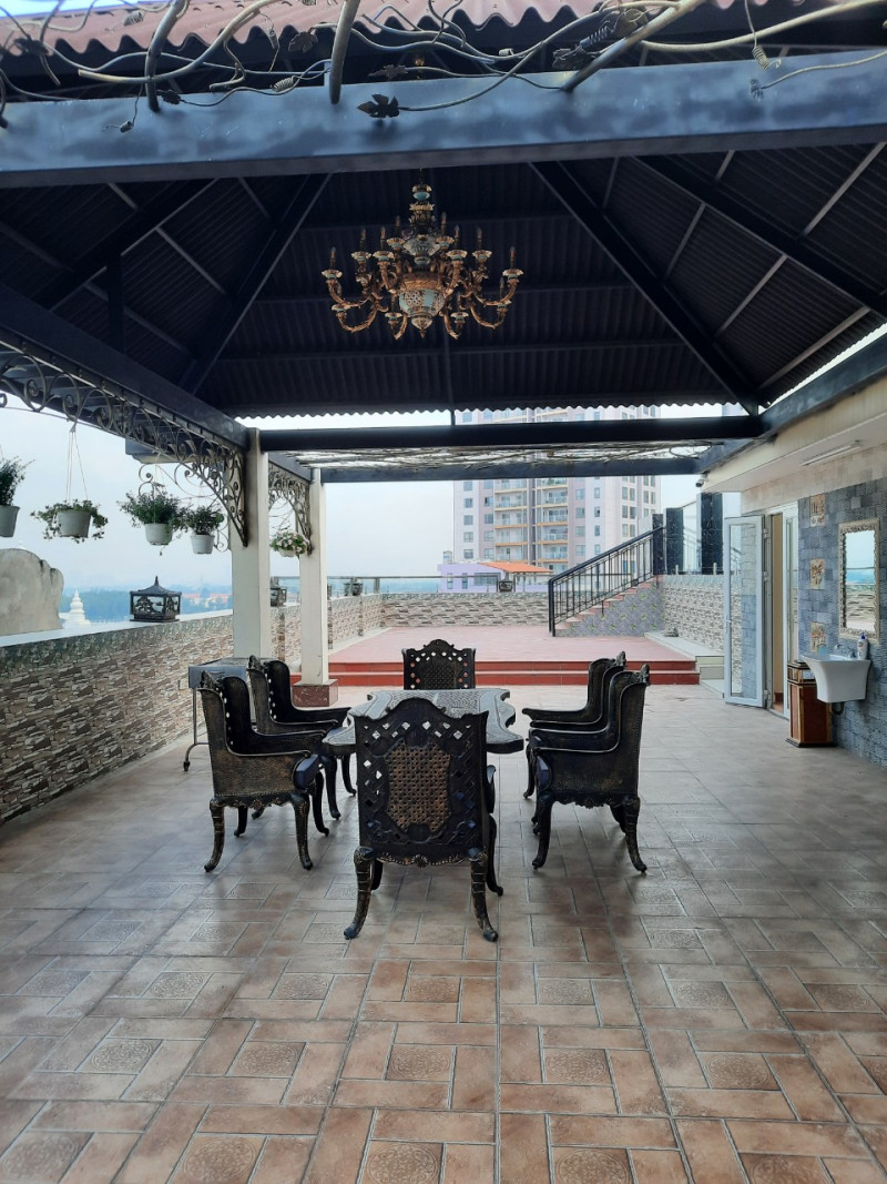 A Sophisticated Two-Bedroom Apartment in Thao Dien