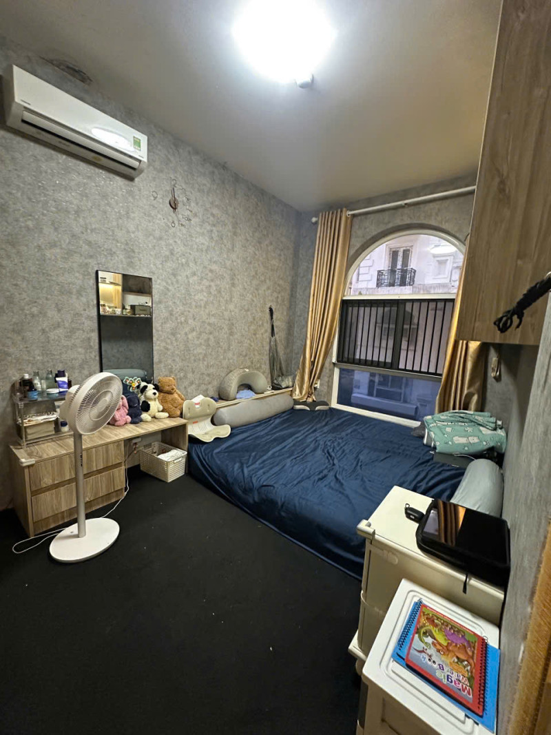 A Sophisticated Two-Bedroom Apartment in Thao Dien