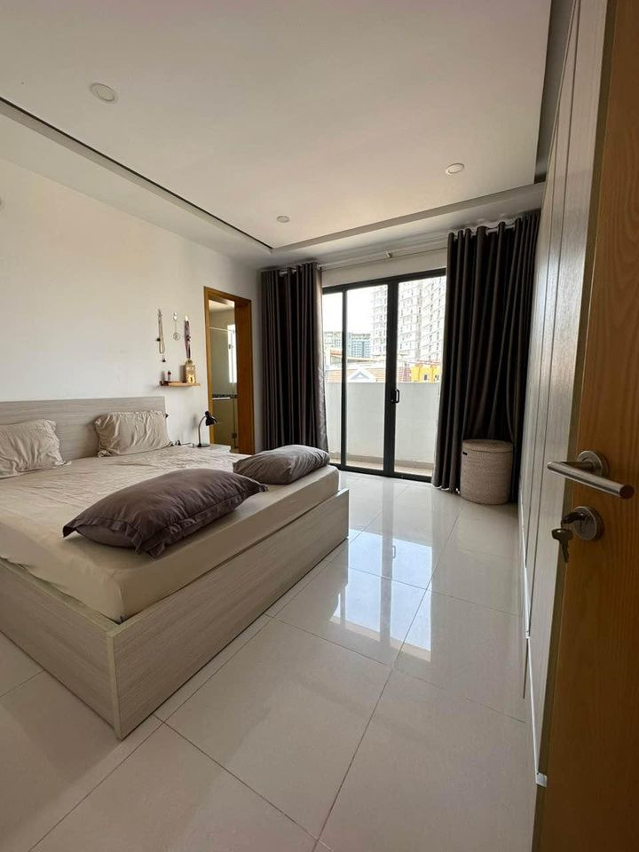 A Two-Bedroom Residence with Sophisticated Style