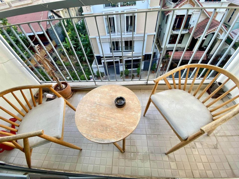 A Two-Bedroom Residence with Sophisticated Style