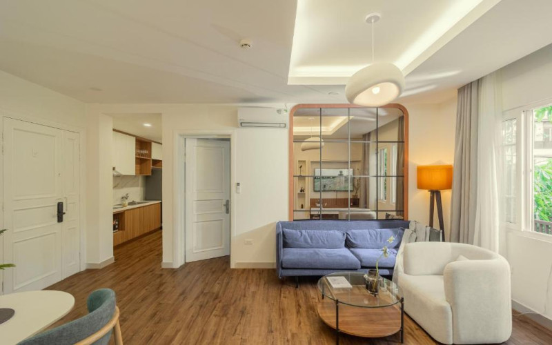 Two-Bedroom Apartment with Refined and Calm Energy