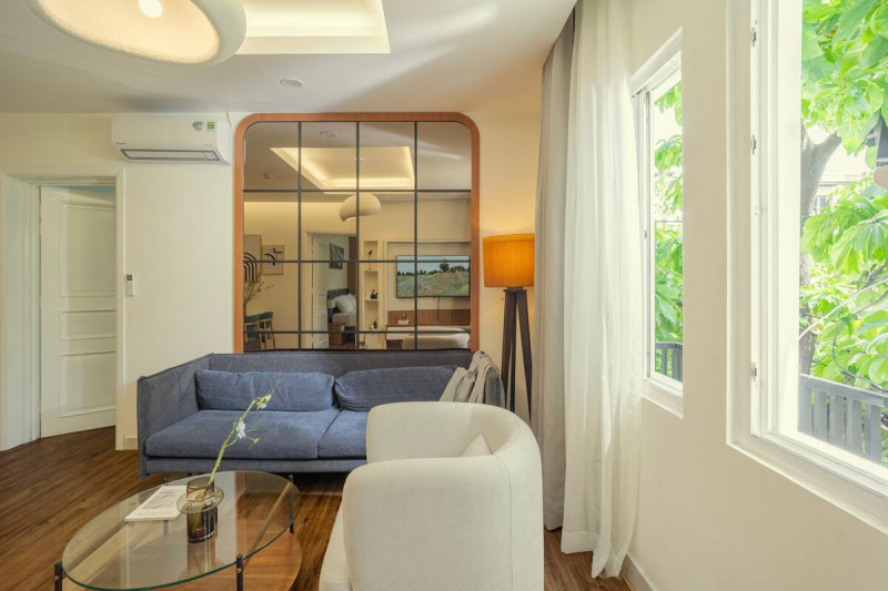 Two-Bedroom Apartment with Refined and Calm Energy