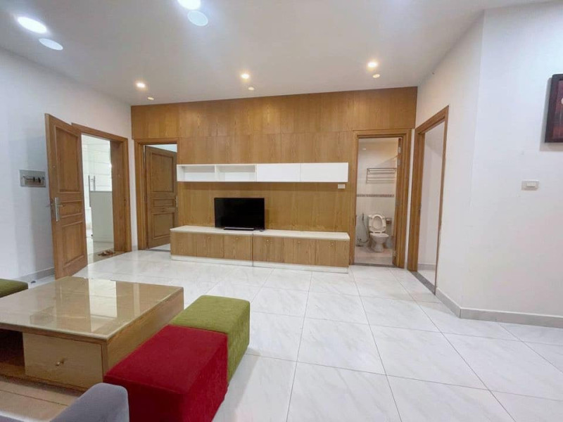 Two-Bedroom Residence with a Tranquil Atmosphere