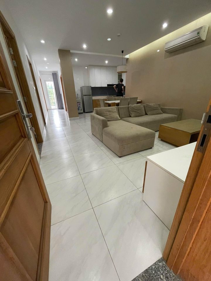 Two-Bedroom Residence with a Tranquil Atmosphere