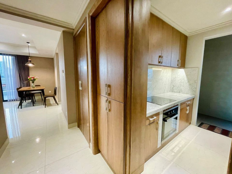 Penhouse -A Modern Two-Bedroom Apartment with Graceful Design