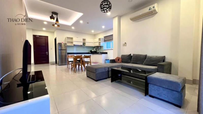 wo-Bedroom Residence with Timeless Style