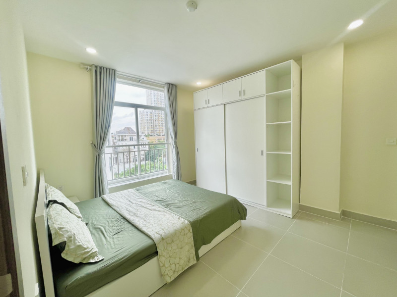 Contemporary 2-Bedroom Apartment in Thao Dien Area