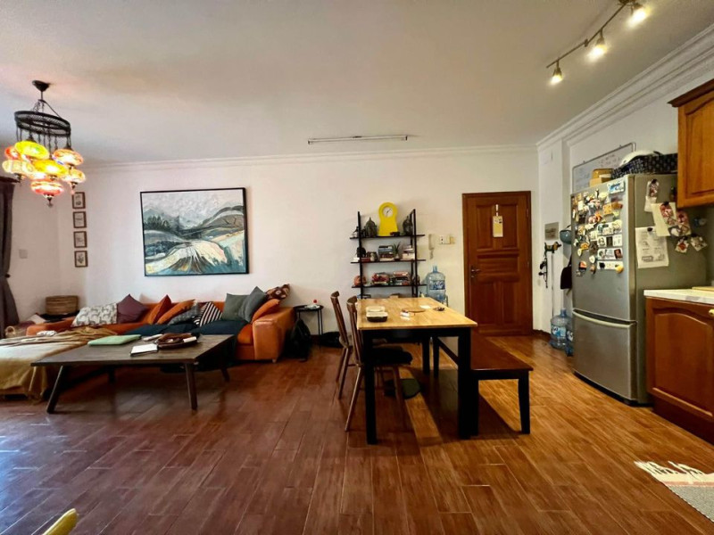 A Contemporary Two-Bedroom Apartment with Charm