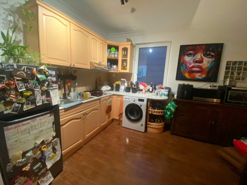 Penhouse -Two-Bedroom Home Designed for Refined Urban Life