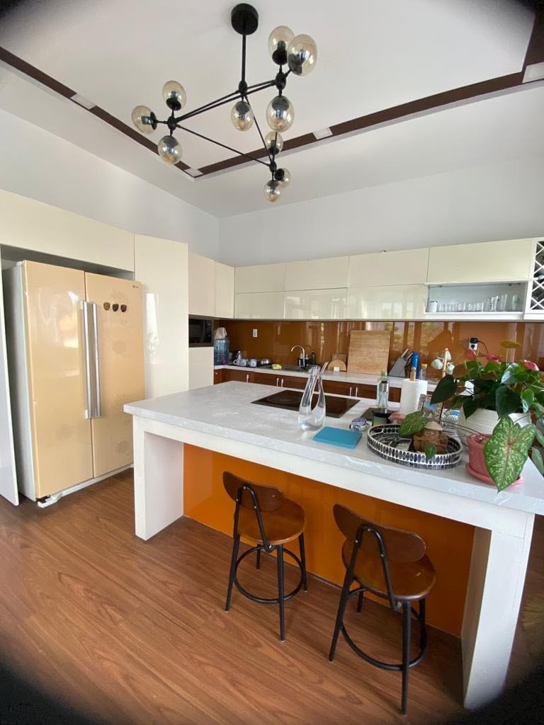 Penhouse -Well-Designed 3-Bedroom Apartment for Families