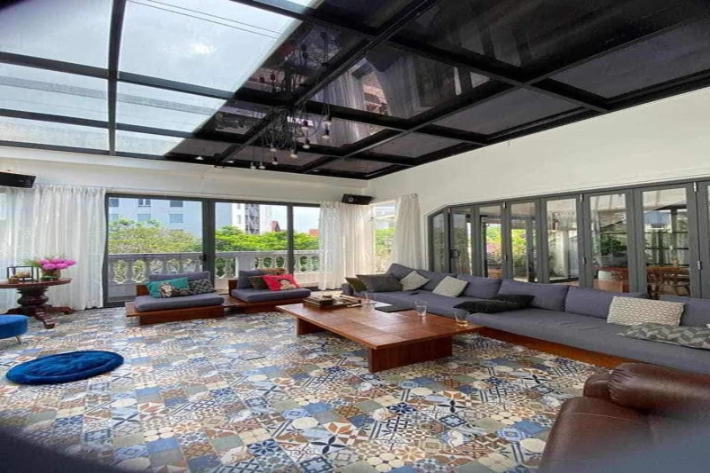 Penhouse -Well-Designed 3-Bedroom Apartment for Families