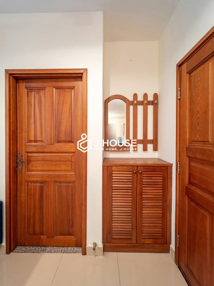 A Soft & Airy 3-Bedroom Home