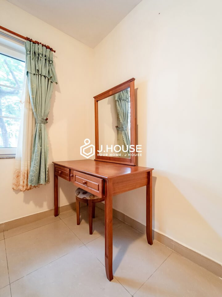 A Soft & Airy 3-Bedroom Home