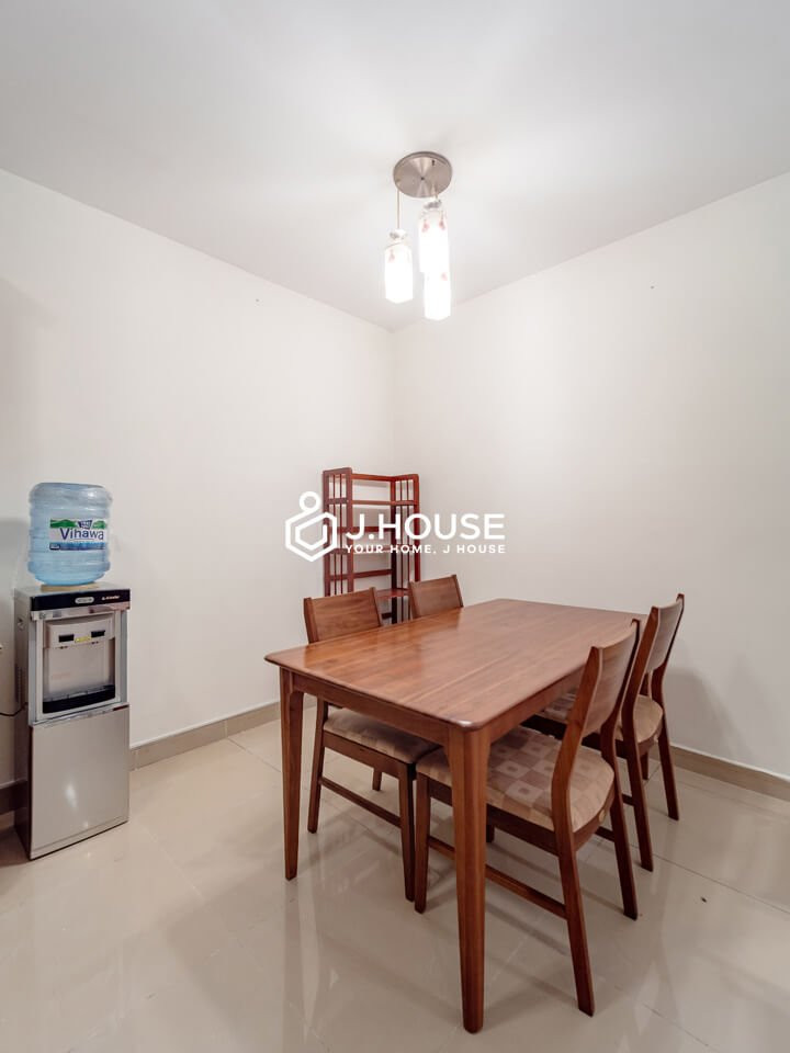 A Soft & Airy 3-Bedroom Home