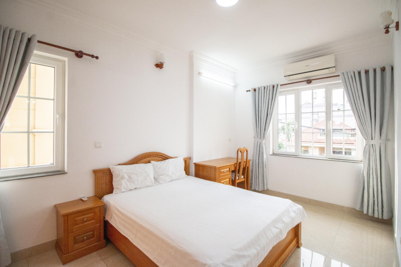 A Gentle, Well-Loved 3-Bedroom Home