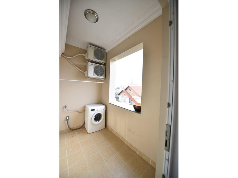 A Gentle, Well-Loved 3-Bedroom Home