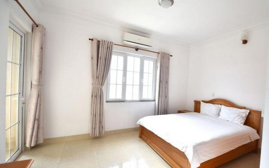 A Gentle, Well-Loved 3-Bedroom Home