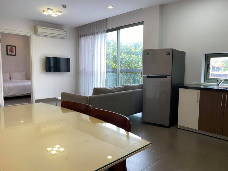 Elegant Urban Living – 3BR Apartment