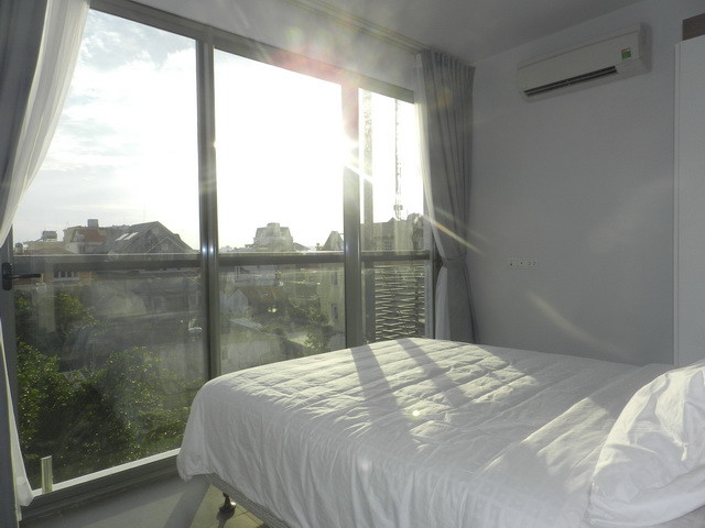 Elegant Urban Living – 3BR Apartment