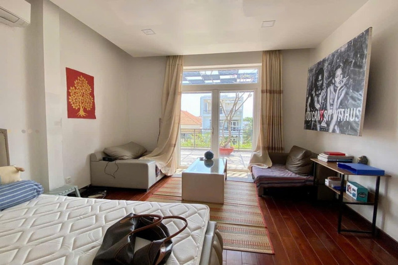 Penhouse -Chic 3BR Apartment in a Prime Thao Dien Location
