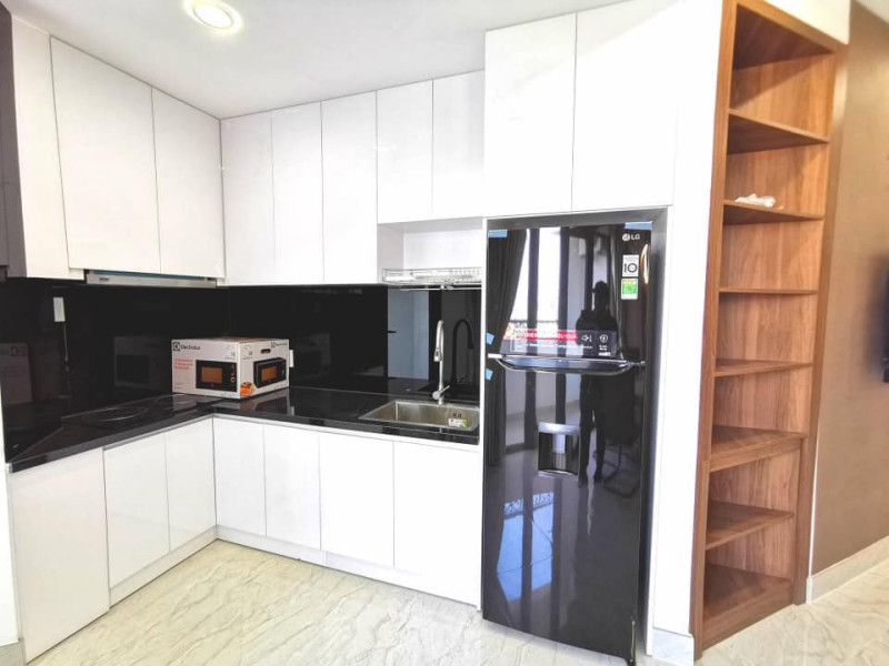 Refined 3-Bedroom Apartment with Natural Light