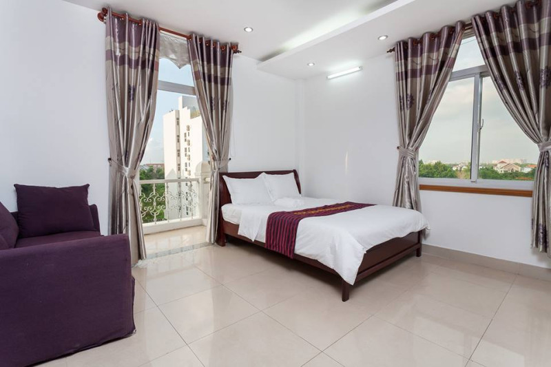 Spacious & Elegant 3BR Apartment