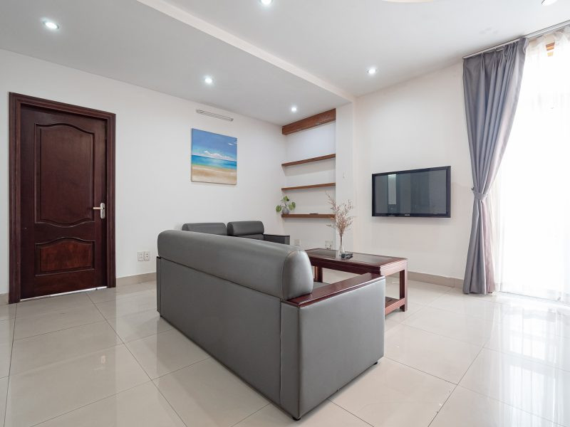 Spacious & Elegant 3BR Apartment