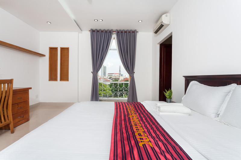 Spacious & Elegant 3BR Apartment