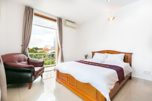 Spacious & Elegant 3BR Apartment