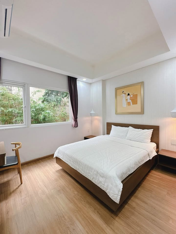 Tranquil 3-Bedroom Living Space in Thao Dien