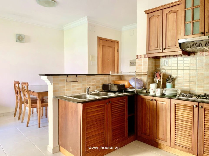 High-End 3BR Apartment with City Comfort