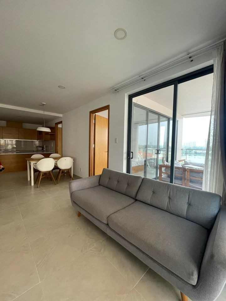 Premium 3BR Apartment with Open Living Space got Big Yard