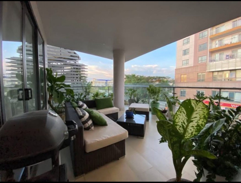 Premium 3BR Apartment with Open Living Space got Big Yard