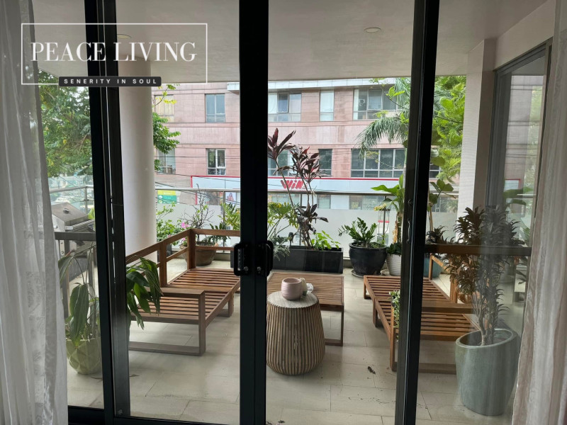 Premium 3BR Apartment with Open Living Space got Big Yard