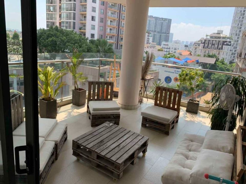 Modern 3-Bedroom Home in Thao Dien Area got Yard