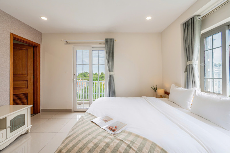 Beautifully Designed 3-Bedroom Apartment