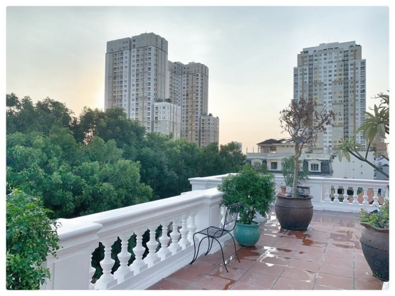 Sophisticated 3BR Apartment for Comfortable Living