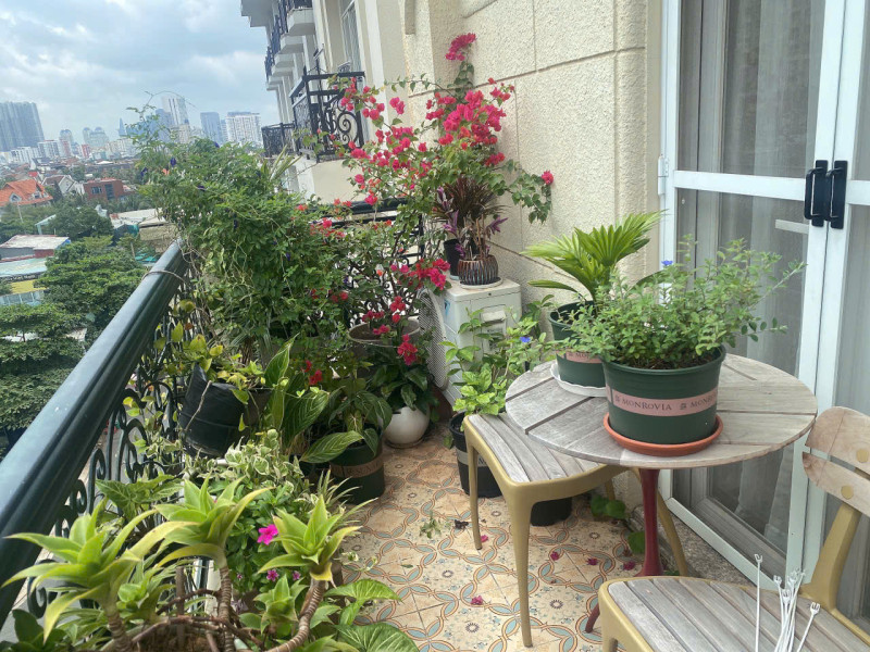 Stylish 3-Bedroom Apartment in Green Thao Dien