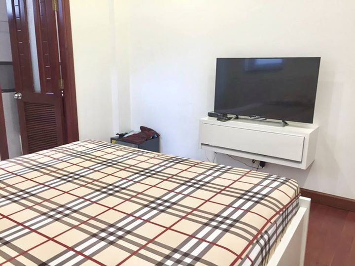 Well-Lit 3-Bedroom Apartment in Prime Area