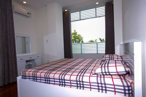 Well-Lit 3-Bedroom Apartment in Prime Area