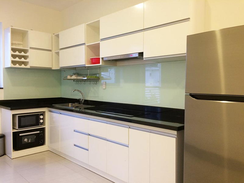 Well-Lit 3-Bedroom Apartment in Prime Area