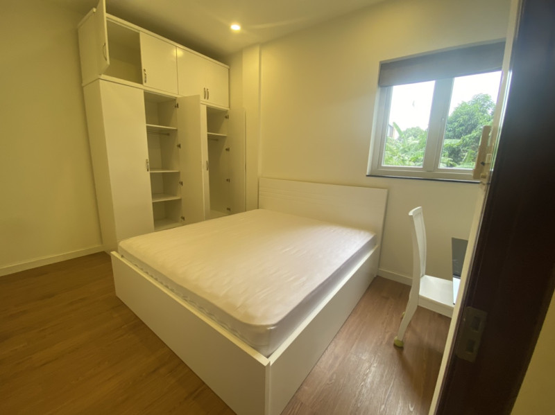 Well-Lit 3-Bedroom Apartment in Prime Area