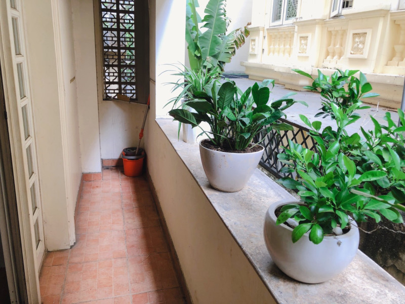 Sunny 3BR Apartment with a Cozy Feel